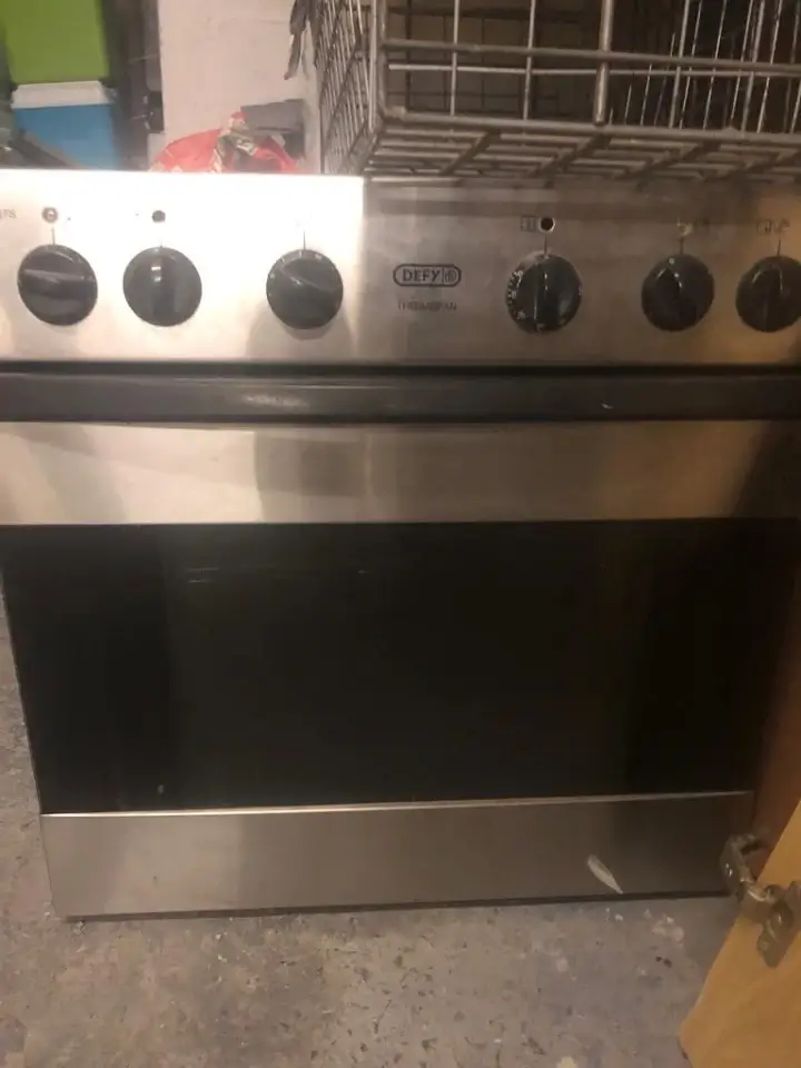 Oven and stove repair by Appliance 911 Cape Town